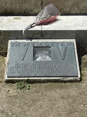 Monument aux Morts de Saintes