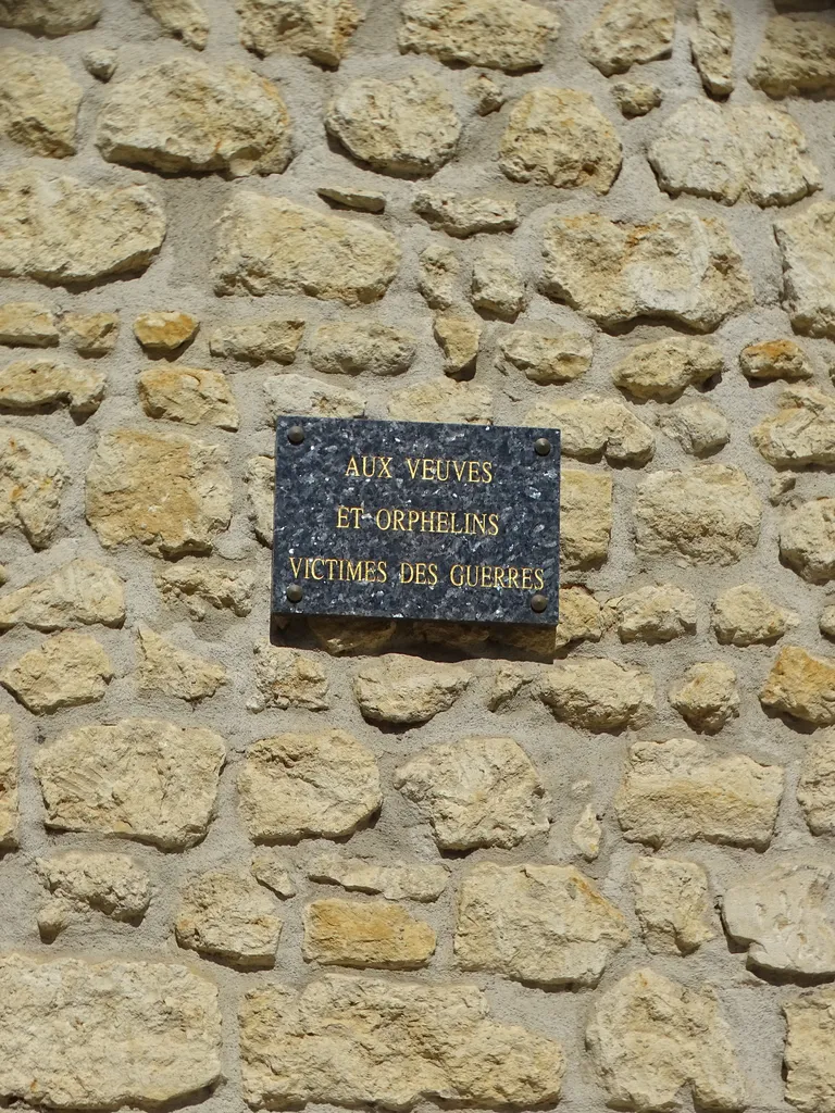 Plaque aux Veuves et Orphelins de Mirambeau